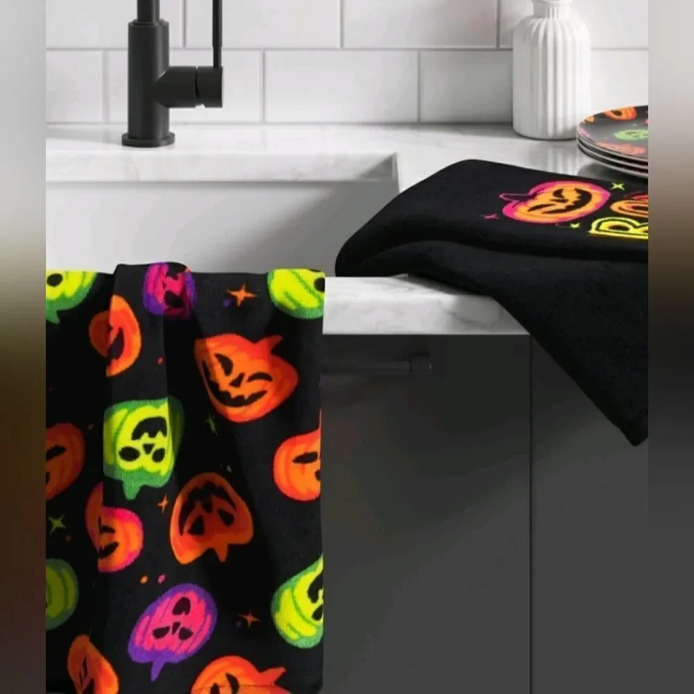 Target 2pk Halloween Kitchen Terry Towels Pumpkin BOO Hyde and EEK